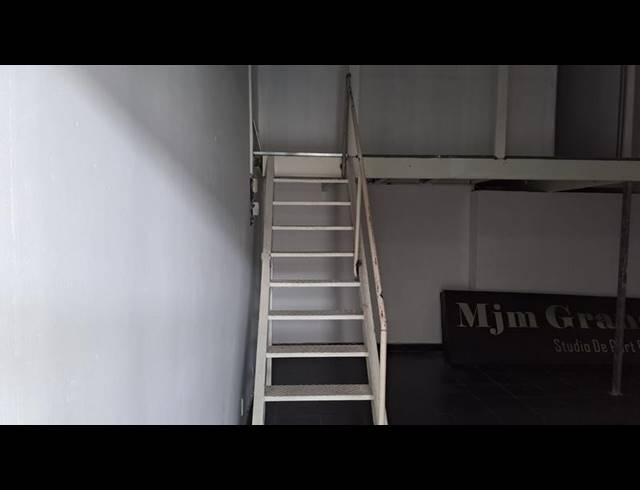 BUSINESS PROPERTY TO RENT IN NEWTON PARK